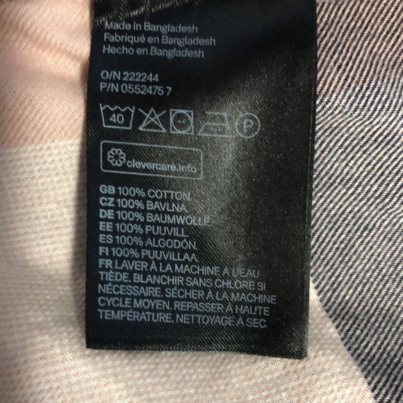 •Cute Divided H&M plaid long sleeve shirt• - Picture 4 of 5